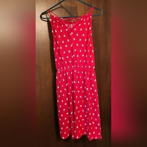 Red Sleeveless Dress with White Triangle Pattern